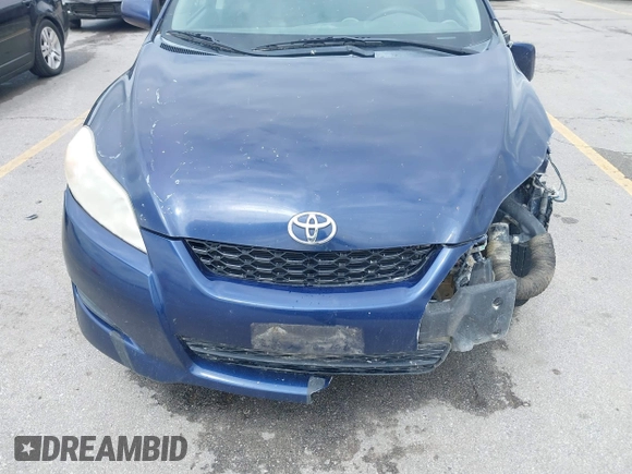2010 Toyota Matrix z VIN 2T1KU4EE2AC491753, wystawiony jako IAAI lot #42179480 z przebiegiem 282 014 mil mil oraz . Historia ofert i sprzedaży dostępna na DreamBid. Obrazek 6.