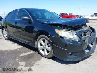 2011 Toyota Camry LE with VIN 4T1BK3EK8BU122191, listed as a IAAI auction lot 41992136 with 102,579 mi miles. Bid and sale history available at carsss.com. Image 1.