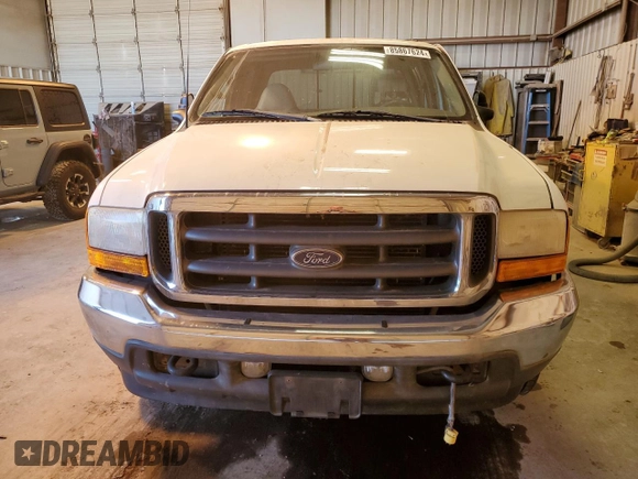 2001 Ford Super Duty F-250 XL with VIN 3FTNW20F81MA77024, listed as a Copart auction lot 85867624 with 100,725 mi miles and Salvage Title. Bid and sale history available at carsss.com. Image 5.