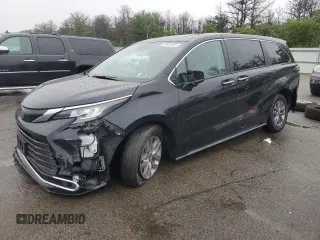 2023 Toyota Sienna XLE with VIN 5TDYRKEC1PS137687, listed as a Copart auction lot 59855465 with 21,678 mi miles and Salvage title. Bid and sale history available at DreamBid. Image 1.