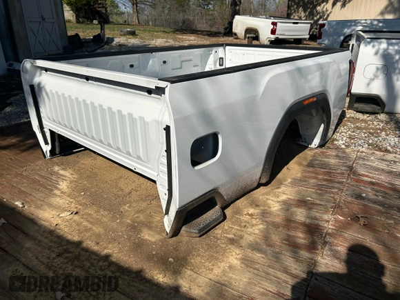 2024 GMC Sierra 1500 with VIN TN2025BED11, listed as a Copart auction lot 51763405 with Not Provided miles and Clean Title. Bid and sale history available at DreamBid. Image 2.