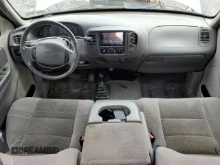 2002 Ford F-150 XL z VIN 2FTRF18W52CA50943, wystawiony jako Copart lot #62456605 z przebiegiem Nie podano mil oraz Szkoda całkowita • Salvage title. Historia ofert i sprzedaży dostępna na DreamBid. Obrazek 8.