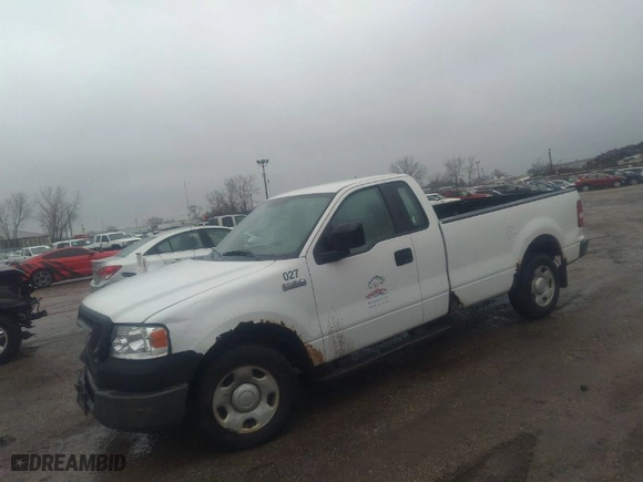 2008 Ford F-150 XL with VIN 1FTPF12V98KD94304, listed as a IAAI auction lot 35381229 with 42,427 mi miles. Bid and sale history available at carsss.com. Image 2.