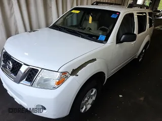 2012 Nissan Pathfinder SV z VIN 5N1AR1NB2CC629381, wystawiony jako IAAI lot #42461276 z przebiegiem 269 911 mil mil oraz . Historia ofert i sprzedaży dostępna na DreamBid. Obrazek 3.