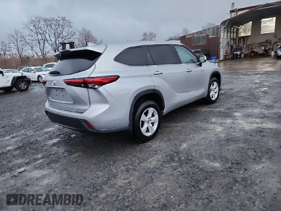 2021 Toyota Highlander L with VIN 5TDBZRBH4MS075907, listed as a Copart auction lot 57849265 with 67,128 mi miles and Salvage title. Bid and sale history available at DreamBid. Image 4.