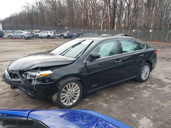 2015 Toyota Avalon Hybrid XLE Touring with VIN 4T1BD1EB1FU041506, listed as a IAAI auction lot 41238124 with 135,256 mi miles. Bid and sale history available at carsss.com. Image 17.