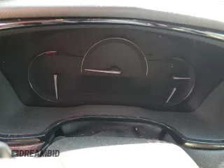 2017 Cadillac XT5 Premium Luxury AWD z VIN 1GYKNERS5HZ319259, wystawiony jako Copart lot #52554725 z przebiegiem Nie podano mil oraz Szkody całkowita. Historia ofert i sprzedaży dostępna na DreamBid. Obrazek 9.