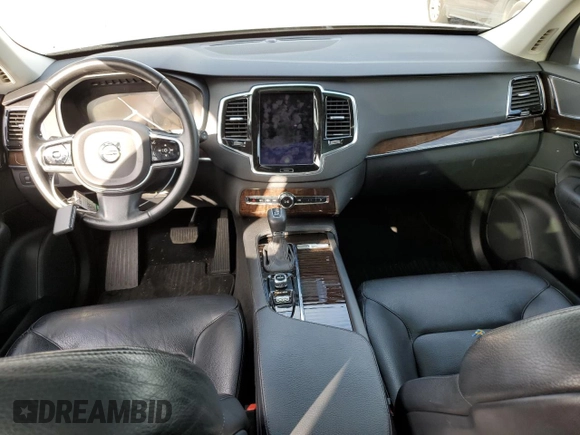 2016 Volvo XC90 T6 Momentum with VIN YV4A22PK5G1079832, listed as a Copart auction lot 69843082 with 64,938 mi miles. Bid and sale history available at carsss.com. Image 8.