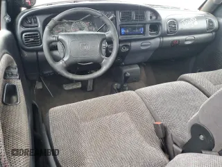 2000 Dodge Ram 2500 with VIN 1B7KF236XYJ100955, listed as a Copart auction lot 70304884 with 250,592 mi miles and Salvage Title. Bid and sale history available at carsss.com. Image 8.