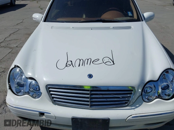 2003 Mercedes-Benz C 240 with VIN WDBRF61J93E012928, listed as a IAAI auction lot 41953644 with Not Provided miles and . Bid and sale history available at carsss.com. Image 10.
