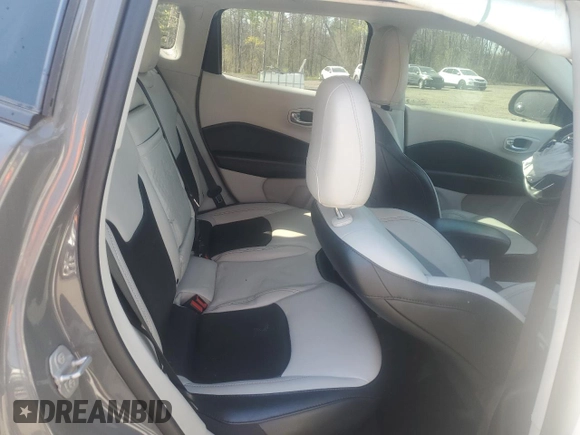 2019 Jeep Compass Limited с VIN 3C4NJDCB5KT693452, выставлен на аукционе Copart как лот 54512635 с пробегом 95 973 миль миль и Списание • Salvage title. История ставок и продаж доступна на DreamBid. Изображение 11.