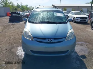2008 Toyota Sienna XLE with VIN 5TDZK22C88S123039, listed as a IAAI auction lot 42055998 with 139,206 mi miles and . Bid and sale history available at DreamBid. Image 12.