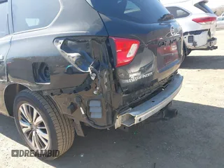2018 Nissan Pathfinder S with VIN 5N1DR2MM0JC664021, listed as a IAAI auction lot 41741100 with 106,786 mi miles and . Bid and sale history available at DreamBid. Image 6.