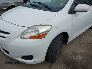 2008 Toyota Yaris with VIN JTDBT923681208403, listed as a IAAI auction lot 41944498 with 185,352 mi miles and . Bid and sale history available at DreamBid. Image 6.