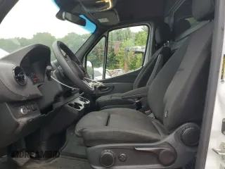 2023 Mercedes-Benz Sprinter Cargo Cargo with VIN W1Y40BHY4PT127894, listed as a Copart auction lot 63479764 with 9,003 mi miles and Salvage Title. Bid and sale history available at DreamBid. Image 7.
