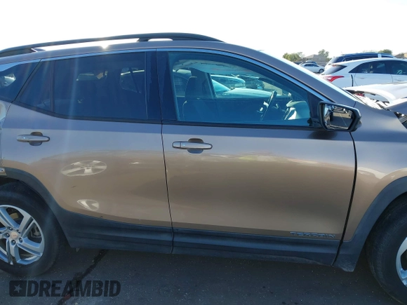 2018 GMC Terrain SLE with VIN 3GKALMEX6JL148686, listed as a IAAI auction lot 41626983 with 157,635 mi miles. Bid and sale history available at carsss.com. Image 14.