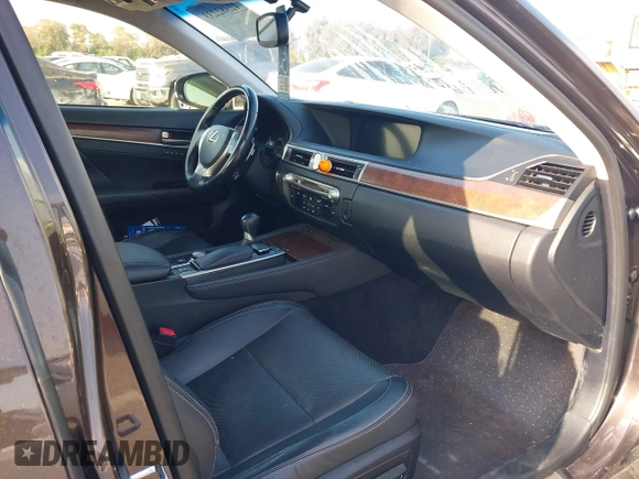 2013 Lexus GS 350 z VIN JTHBE1BL6D5001412, wystawiony jako IAAI lot #42382233 z przebiegiem 107 633 mil mil oraz . Historia ofert i sprzedaży dostępna na DreamBid. Obrazek 5.