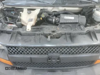 2009 Chevrolet Express Cargo z VIN 1GCFG15X391111893, wystawiony jako Copart lot #49842715 z przebiegiem 260 105 mil mil oraz Szkoda całkowita • Salvage title. Historia ofert i sprzedaży dostępna na DreamBid. Obrazek 12.