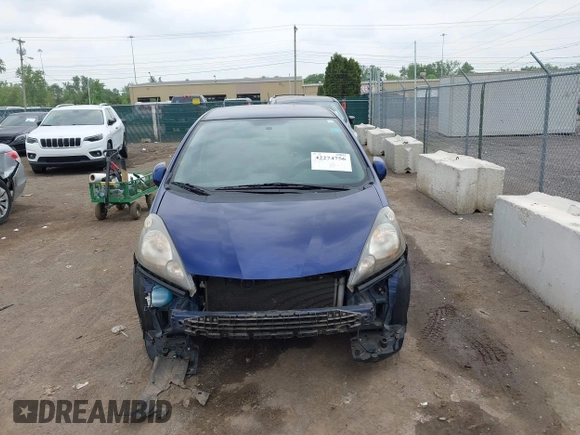 2012 Honda Fit Sport с VIN JHMGE8H55CC041577, выставлен на аукционе IAAI как лот 42274756 с пробегом 114 895 миль миль и . История ставок и продаж доступна на DreamBid. Изображение 12.