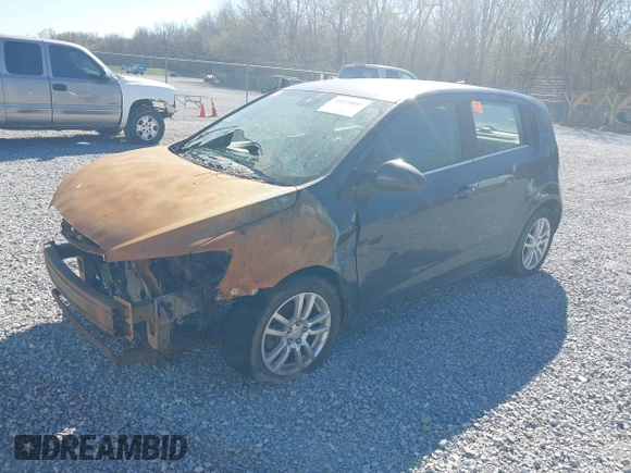 2013 Chevrolet Sonic LT with VIN 1G1JC6SH2D4195852, listed as a IAAI auction lot 41878805 with 1 mi miles. Bid and sale history available at carsss.com. Image 2.