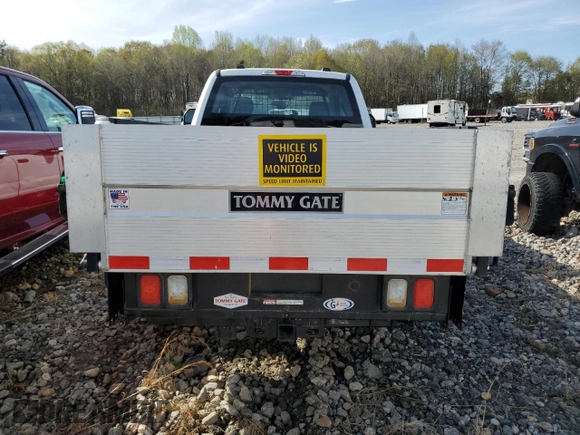 2022 Ford F-250 XL with VIN 1FT7X2B67NEF13442, listed as a Copart auction lot 51285825 with Not Provided miles and Salvage Title. Bid and sale history available at DreamBid. Image 6.