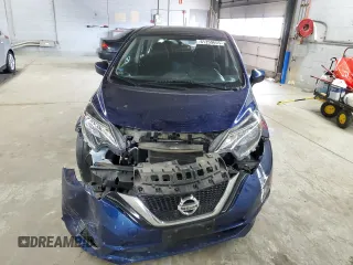 2018 Nissan Note SV z VIN 3N1CE2CP6JL352218, wystawiony jako Copart lot #61259655 z przebiegiem 47 697 mil mil oraz Szkoda całkowita • Salvage title. Historia ofert i sprzedaży dostępna na DreamBid. Obrazek 5.