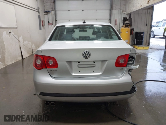 2007 Volkswagen Jetta 2.5 с VIN 3VWDF71K47M018384, выставлен на аукционе IAAI как лот 41400272 с пробегом 103 582 миль миль и . История ставок и продаж доступна на DreamBid. Изображение 16.
