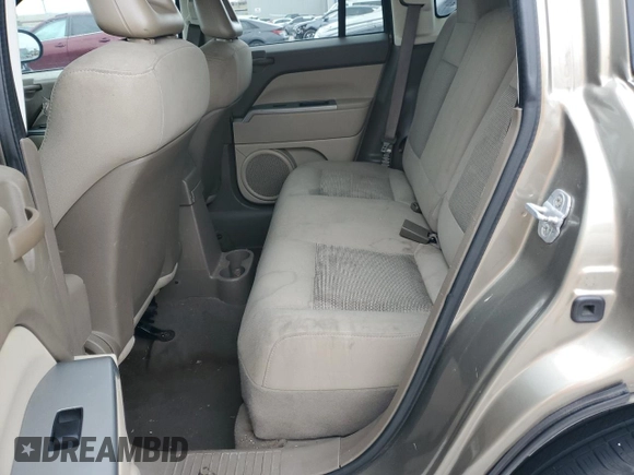 2007 Jeep Compass Sport with VIN 1J8FT47W17D205650, listed as a Copart auction lot 51174585 with 215,473 mi miles and Salvage Title. Bid and sale history available at carsss.com. Image 11.