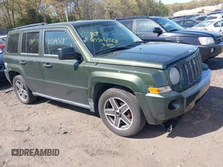 2008 Jeep Patriot Sport with VIN 1J8FT28W18D777032, listed as a IAAI auction lot 42153126 with Not provided miles and . Bid and sale history available at DreamBid. Image 1.