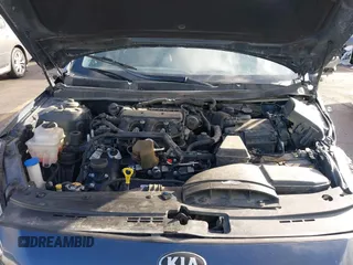 2014 Kia Cadenza Premium with VIN KNALN4D77E5127042, listed as a IAAI auction lot 41189073 with 131,059 mi miles. Bid and sale history available at carsss.com. Image 10.