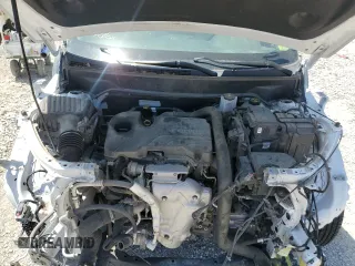 2020 GMC Terrain SLE with VIN 3GKALMEV1LL196758, listed as a Copart auction lot 56225255 with 139,329 mi miles and Salvage title. Bid and sale history available at DreamBid. Image 12.