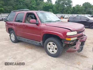 2005 Chevrolet Tahoe Z71 z VIN 1GNEK13T15R215991, wystawiony jako IAAI lot #42189636 z przebiegiem 274 201 mil mil oraz . Historia ofert i sprzedaży dostępna na DreamBid. Obrazek 1.