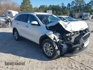 2017 Kia Sorento LX with VIN 5XYPG4A33HG255838, listed as a IAAI auction lot 41688042 with 50,187 mi miles. Bid and sale history available at carsss.com. Image 1.
