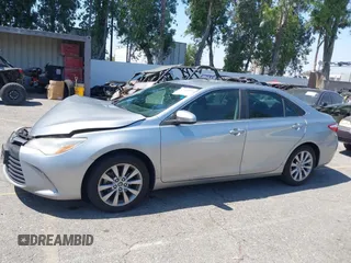 2015 Toyota Camry XLE z VIN 4T1BF1FK6FU068788, wystawiony jako IAAI lot #42380819 z przebiegiem 173 395 mil mil oraz . Historia ofert i sprzedaży dostępna na DreamBid. Obrazek 14.