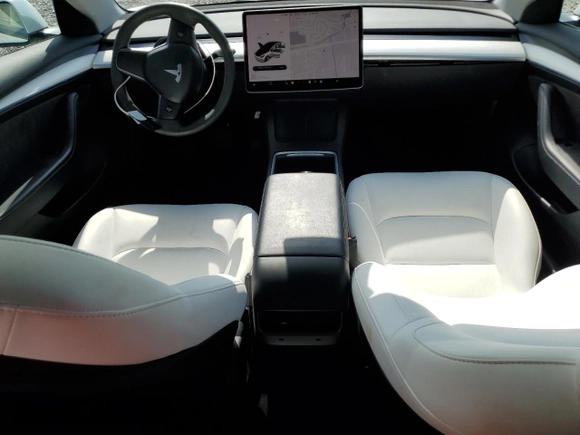 2023 Tesla Model 3 z VIN 5YJ3E1EAXPF422956, wystawiony jako Copart lot #52500285 z przebiegiem 24 082 mil mil oraz Nie do naprawy • Non repairable. Historia ofert i sprzedaży dostępna na DreamBid. Obrazek 8.