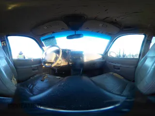 2000 Ford Explorer Eddie Bauer с VIN 1FMZU64E0YZB37690, выставлен на аукционе IAAI как лот 41588446 с пробегом 184 471 миль миль и . История ставок и продаж доступна на DreamBid. Изображение 19.
