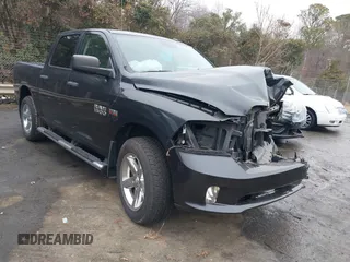 2018 Ram 1500 Tradesman z VIN 3C6RR7KT6JG130396, wystawiony jako IAAI lot #41206730 z przebiegiem 40 260 mil mil oraz . Historia ofert i sprzedaży dostępna na DreamBid. Obrazek 1.