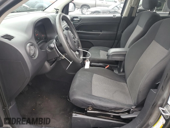 2011 Jeep Compass Latitude with VIN 1J4NT1FB6BD248643, listed as a Copart auction lot 86403584 with 179,795 mi miles and Salvage Title. Bid and sale history available at carsss.com. Image 7.