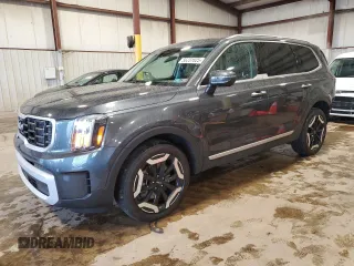 2024 Kia Telluride S с VIN 5XYP6DGC5RG533974, выставлен на аукционе Copart как лот 56231825 с пробегом 12 763 миль миль и Списание • Salvage title. История ставок и продаж доступна на DreamBid. Изображение 1.