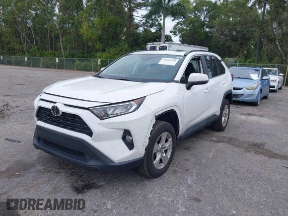2019 Toyota RAV4 XLE with VIN 2T3W1RFV3KW054552, listed as a IAAI auction lot 40885219 with 40,695 mi miles and . Bid and sale history available at DreamBid. Image 2.