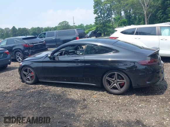 2017 Mercedes-Benz C 43 AMG with VIN WDDWJ6EB1HF451084, listed as a IAAI auction lot 42580008 with 84,882 mi miles and . Bid and sale history available at DreamBid. Image 14.