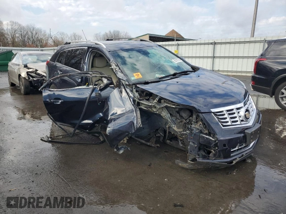 2015 Cadillac SRX Luxury Collection with VIN 3GYFNEE35FS569868, listed as a Copart auction lot 82191764 with Not Provided miles and Salvage Title. Bid and sale history available at DreamBid. Image 4.
