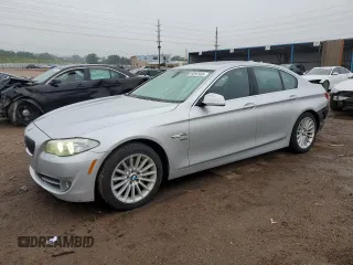 2012 BMW 5 Series 535i xDrive z VIN WBAFU7C51CDU59305, wystawiony jako Copart lot #59287935 z przebiegiem 109 728 mil mil oraz Szkoda całkowita • Salvage title. Historia ofert i sprzedaży dostępna na DreamBid. Obrazek 1.