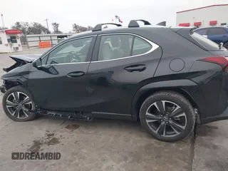 2023 Lexus UX 250h Premium с VIN JTHP6JBH5P2153167, выставлен на аукционе IAAI как лот 41432919 с пробегом 20 608 миль миль и . История ставок и продаж доступна на DreamBid. Изображение 14.