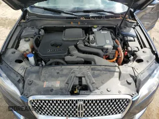 2019 Lincoln MKZ Hybrid z VIN 3LN6L5KU4KR610755, wystawiony jako Copart lot #57353405 z przebiegiem 86 447 mil mil oraz Czysty tytuł • Clean title. Historia ofert i sprzedaży dostępna na DreamBid. Obrazek 11.