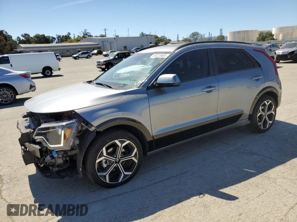 2024 Kia Niro EX Touring with VIN KNDCR3LE5R5171886, listed as a Copart auction lot 50422965 with 31,749 mi miles and Salvage Title. Bid and sale history available at carsss.com. Image 1.