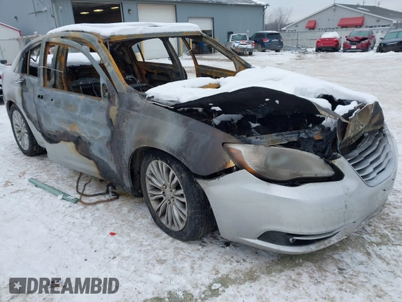 2012 Chrysler 200 Limited with VIN 1C3CCBCG8CN327024, listed as a IAAI auction lot 41298133 with Not Provided miles and . Bid and sale history available at DreamBid. Image 1.
