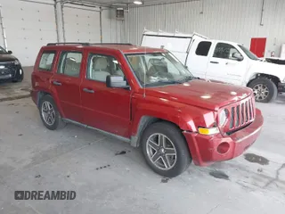 2010 Jeep Patriot Sport with VIN 1J4NF2GB1AD508652, listed as a IAAI auction lot 39951035 with 191,642 mi miles. Bid and sale history available at carsss.com. Image 1.