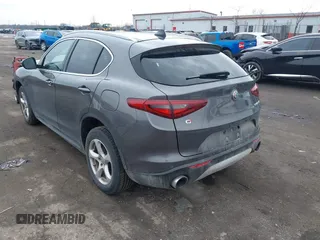 2019 Alfa Romeo Stelvio z VIN ZASPAKAN8K7C40495, wystawiony jako IAAI lot #41693705 z przebiegiem 36 415 mil mil oraz . Historia ofert i sprzedaży dostępna na DreamBid. Obrazek 3.