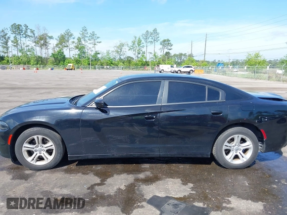 2019 Dodge Charger SXT with VIN 2C3CDXBG9KH572644, listed as a IAAI auction lot 41953147 with 205,024 mi miles. Bid and sale history available at carsss.com. Image 14.